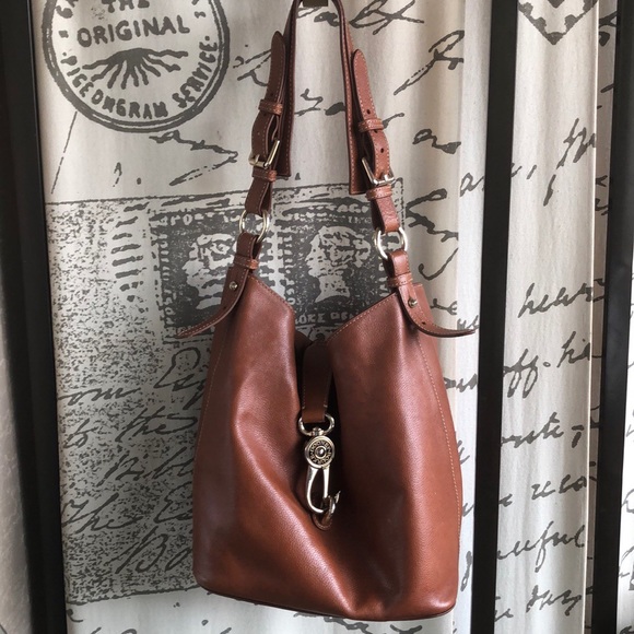 Dooney & Bourke Handbags - Dooney Bourke Tan Pebbled Leather Bucketful